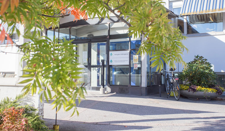 Entré Fellingsbro folkhögskola i Örebro.